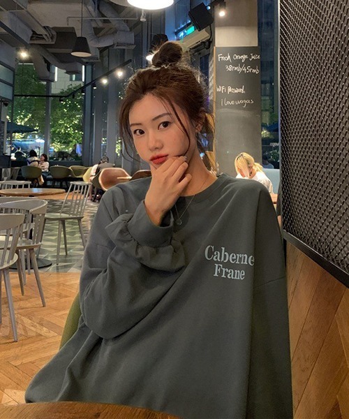 Chaco closet(チャコ クローゼット)の「オーバーサイズ配色バックプリントTシャツ(Tシャツ/カットソー・レディース・チャコール/ホワイト/パープル・FREE)」の14枚目の写真