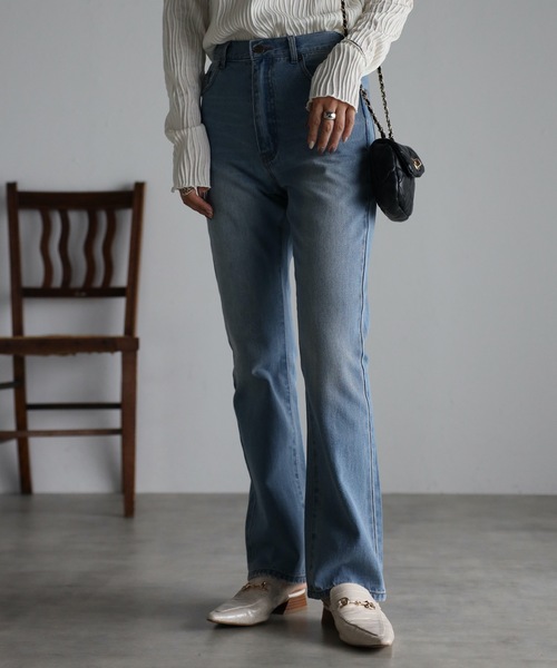 ap retro（アプレトロ）の「【apretro】美脚パンツ セミフレアストレートデニムPT（デニムパンツ・レディース・ブラック/インディゴブルー/ブルー・SMALL/MEDIUM/LARGE）」の18枚目の写真