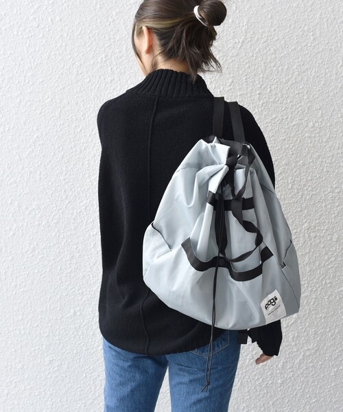 SHIPS(シップス)の「*〈パッカブル〉PAG パックサック◇(バックパック/リュック・レディース・チャコールグレー/ライトグレー/ブラック/オリーブ・ONE SIZE)」の4枚目の写真