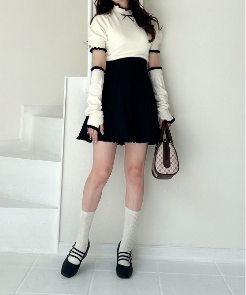 TITTY&CO.（ティティーアンドコー）の「【TITTY&CO.】ハイネックリボンニット×アームウォーマーセット（ニット/セーター・レディース・ホワイト/ピンクベージュ/ブラック・FREE）」の9枚目の写真