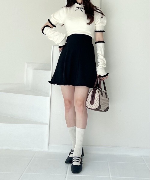 TITTY&CO.（ティティーアンドコー）の「【TITTY&CO.】ハイネックリボンニット×アームウォーマーセット（ニット/セーター・レディース・ホワイト/ピンクベージュ/ブラック・FREE）」の8枚目の写真