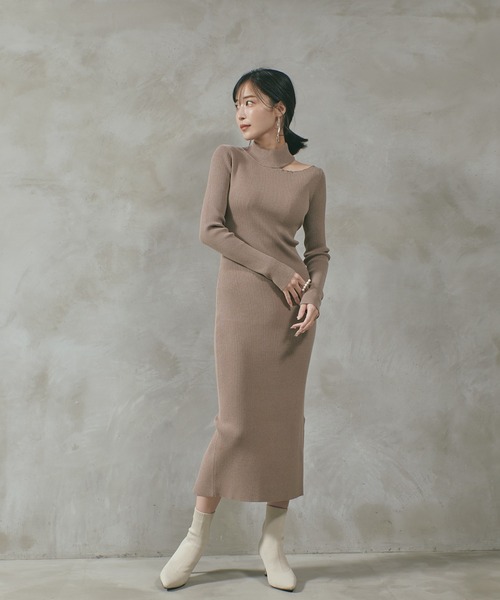 qumerry.（キュメリ）の「カットデザインニットワンピース（ワンピース・レディース・グレー系その他/ブラック・SMALL/MEDIUM）」の4枚目の写真