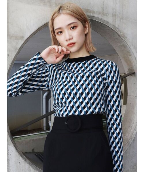 MURUA（ムルーア）の「ジオメタイトニット（ニット/セーター・レディース・ブラック/オレンジ/パープル・FREE）」の2枚目の写真