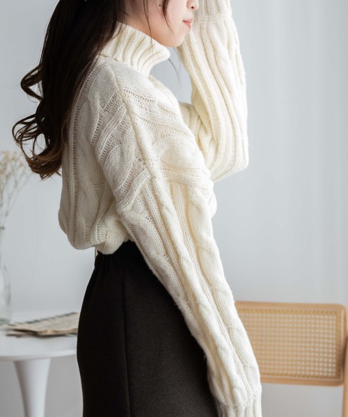 WEGO(ウィゴー)の「WEGO/ケーブルタートルニット(ニット/セーター・レディース・ブラック/アイボリー/パープル・FREE)」の8枚目の写真