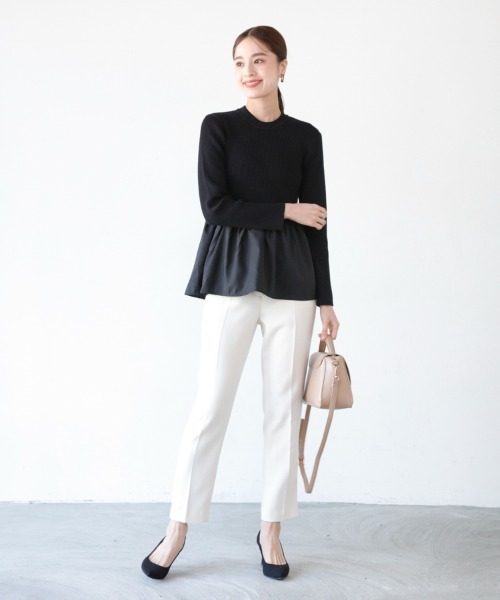 M.deux（エムドゥ）の「ペプラム切替ニット（ニット/セーター・レディース・ブラック/グレイッシュベージュ・MEDIUM）」の8枚目の写真