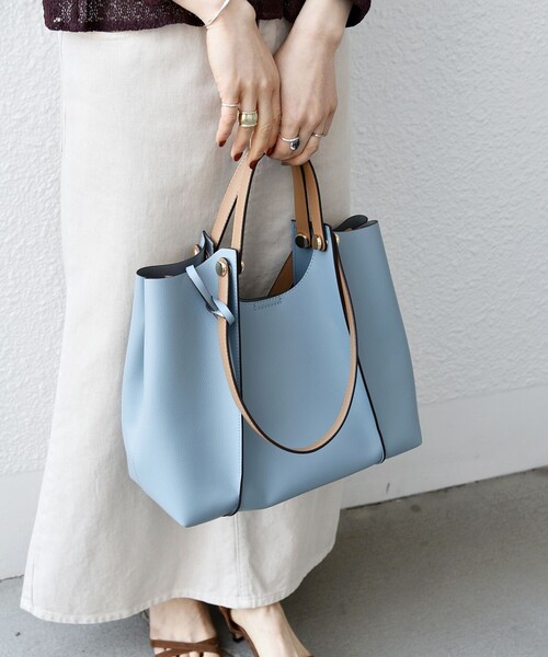 SHIPS any（シップス エニィ）の「【WEB限定】SHIPS any: 2WAY ハンドル トートバッグ（トートバッグ・レディース・ブラック/ベージュ/ナチュラル/ライトブルー・ONE SIZE）」の4枚目の写真