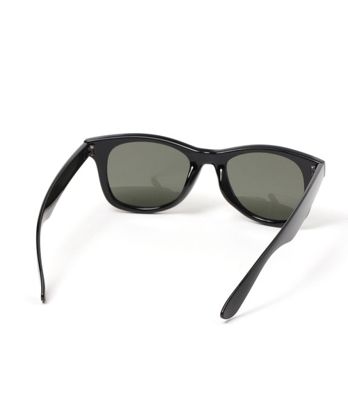 LAKOLE（ラコレ）の「ウェリントンサングラス / 182338（サングラス・メンズ・ブラック/ブルー・FREE）」の5枚目の写真