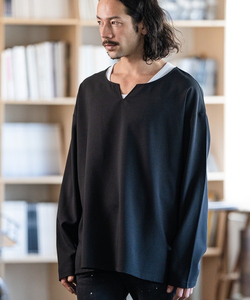 CAMBIO(カンビオ)の「mlt4214-キーネックカットソー(Tシャツ/カットソー・メンズ・ブラック/グレー/ベージュ・L/M)」の4枚目の写真