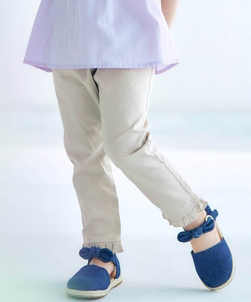 apres les cours（アプレレクール）の「デイジー刺繍ポケットパンツ_10分丈（その他パンツ・キッズ・アイボリー/インディゴブルー/ミント/ラベンダー・140/130/80/120/100/110/90）」の2枚目の写真