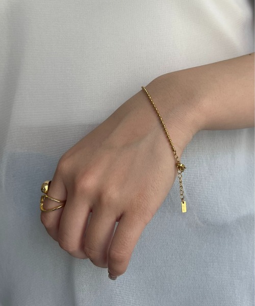 prose verse（プロズヴェール）の「〈サージカルステンレス〉ボールチェーンブレスレット（ブレスレット・レディース・シルバー/ゴールド・ﾌﾘ-）」の5枚目の写真