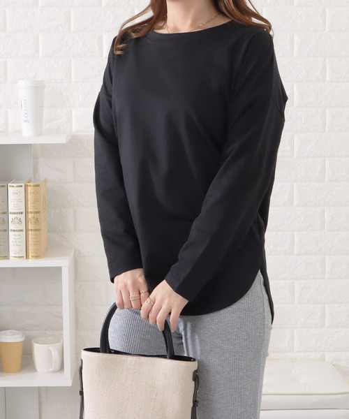 DAYRA(デイラ)の「ワンカラーラウンドヘム長袖カットソー(Tシャツ/カットソー・レディース・アイボリー/ブラック・L/M/XL)」の4枚目の写真