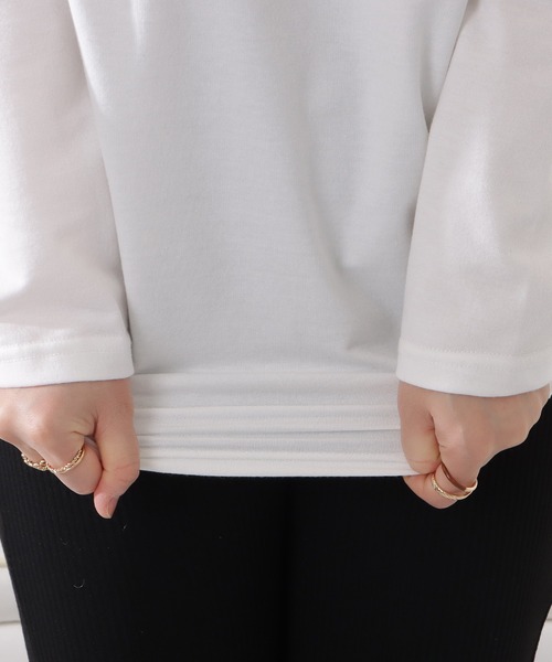 DAYRA(デイラ)の「ワンカラーラウンドヘム長袖カットソー(Tシャツ/カットソー・レディース・アイボリー/ブラック・L/M/XL)」の20枚目の写真