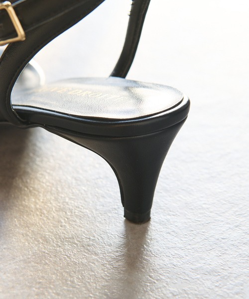 RIVE DROITE（リヴドロワ）の「バックスタイルも決まる/カーブストラップサンダル（サンダル・レディース・ブラウン/ブラック・S/M/L）」の17枚目の写真