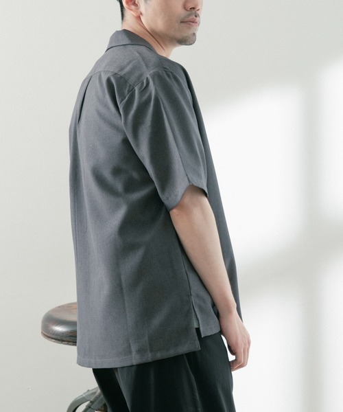 ITEMS URBANRESEARCH(アイテムズ アーバンリサーチ)の「イージーケア オープンカラー半袖トロシャツ(シャツ/ブラウス・メンズ・ベージュ/ネイビー/チャコールグレー・LARGE/MEDIUM)」の5枚目の写真