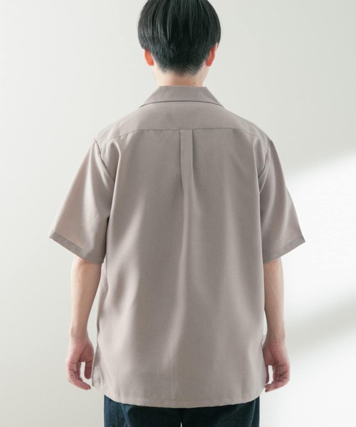 ITEMS URBANRESEARCH(アイテムズ アーバンリサーチ)の「イージーケア オープンカラー半袖トロシャツ(シャツ/ブラウス・メンズ・ベージュ/ネイビー/チャコールグレー・LARGE/MEDIUM)」の6枚目の写真