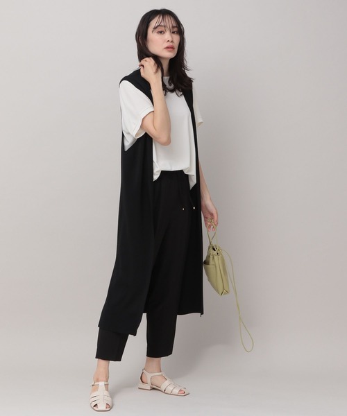 Elura（エルーラ）の「ニットロングジレ（その他アウター・レディース・ブラック/グレイッシュベージュ/ブラウン系その他2/ネイビー/オフホワイト/ダークブラウン・MEDIUM/LARGE）」の11枚目の写真