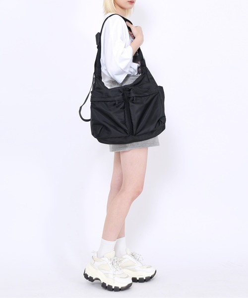 Figments（フィグメンツ）の「ダブルポケットショルダーバッグ（ショルダーバッグ・レディース・ブラック・FREE）」の4枚目の写真