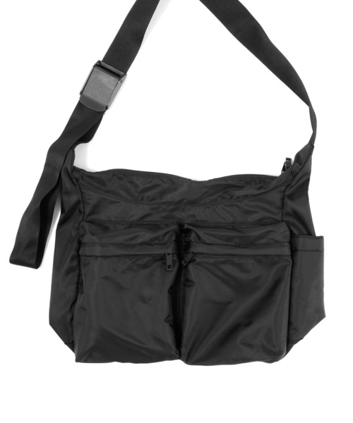 Figments（フィグメンツ）の「ダブルポケットショルダーバッグ（ショルダーバッグ・レディース・ブラック・FREE）」の6枚目の写真