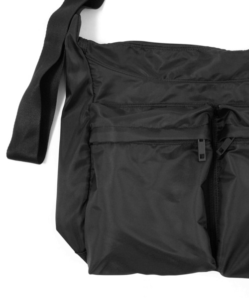 Figments（フィグメンツ）の「ダブルポケットショルダーバッグ（ショルダーバッグ・レディース・ブラック・FREE）」の2枚目の写真