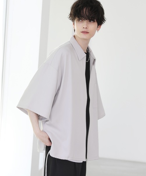 ETELIO（エテリオ）の「ビッグシルエットスリット入りサイドレースジップシャツ（シャツ/ブラウス・メンズ・ブラック/ライトグレー/ワイン/ブルー・S/L/M）」の7枚目の写真