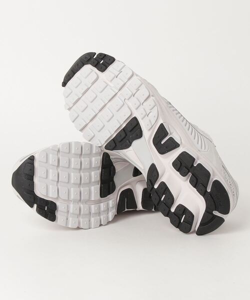 NIKE ZOOM VOMERO 5 BV1358-001