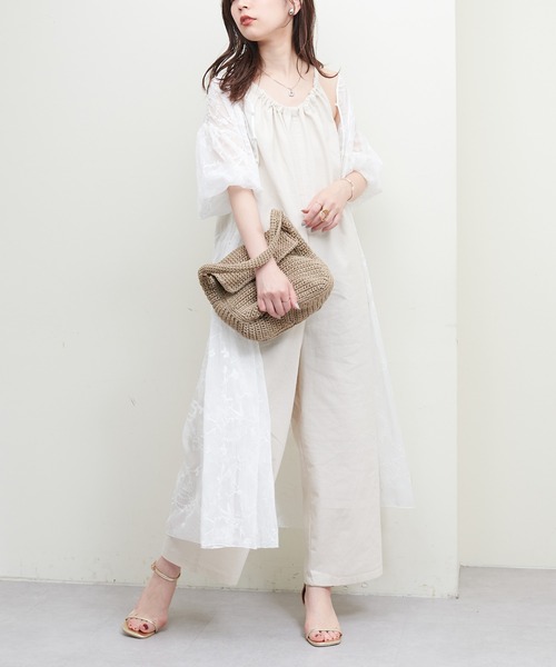 natural couture(ナチュラルクチュール)の「麻混ギャザーデザインサロペット(サロペット/オーバーオール・レディース・ブラック/ブラウン/ライトベージュ・MEDIUM/LARGE)」の14枚目の写真