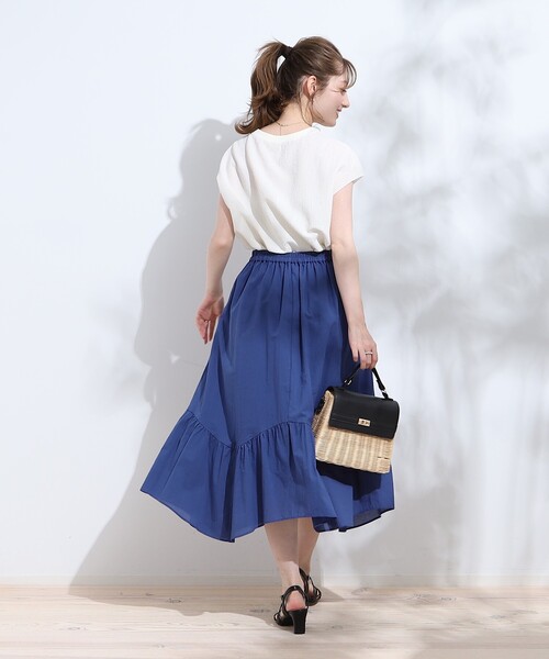 couture brooch（クチュールブローチ）の「◆【大人女子のカジュアルコーデに。】ヨウリュウロゴTシャツ（Tシャツ/カットソー・レディース・ブラック/ホワイト系/ナチュラル・38/42）」の11枚目の写真