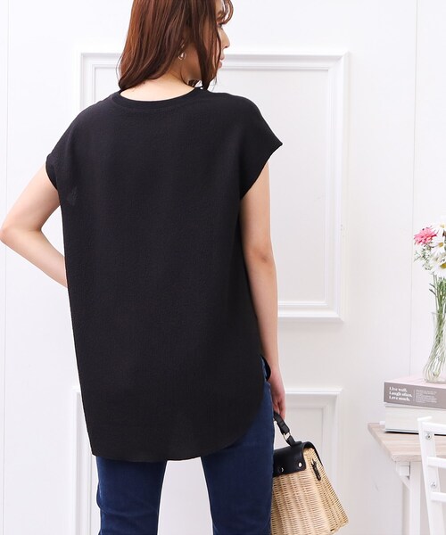 couture brooch（クチュールブローチ）の「◆【大人女子のカジュアルコーデに。】ヨウリュウロゴTシャツ（Tシャツ/カットソー・レディース・ブラック/ホワイト系/ナチュラル・38/42）」の20枚目の写真