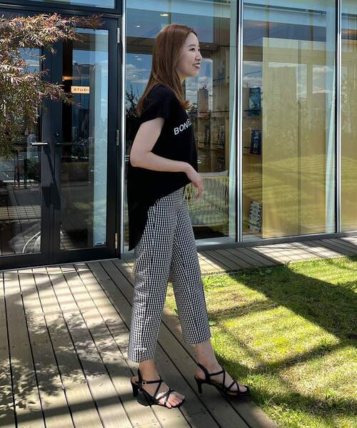 couture brooch（クチュールブローチ）の「◆【大人女子のカジュアルコーデに。】ヨウリュウロゴTシャツ（Tシャツ/カットソー・レディース・ブラック/ホワイト系/ナチュラル・38/42）」の22枚目の写真