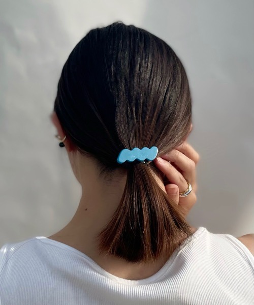 tone(トーン)の「【KuKuLu TOKYO】マルチカラー3Set クリップ(バレッタ/ヘアクリップ・レディース・ベージュ系その他/ブルー系その他/オレンジ系その他・FREE)」の8枚目の写真