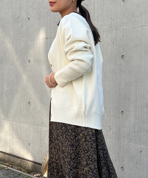 un dix cors（アンディコール）の「超軽量サイド切替カーディガン（カーディガン/ボレロ・レディース・ブラック/オレンジ/グリーン/オフホワイト・FREE）」の11枚目の写真