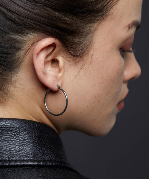 CENE（セネ）の「【CENE】セネ/ループピアス30mm（ピアス（両耳用）・レディース・ゴールド/シルバー・FREE）」の16枚目の写真