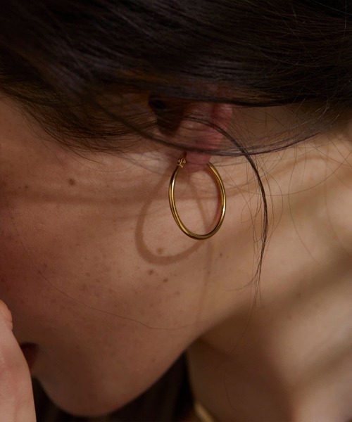 CENE（セネ）の「【CENE】セネ/ループピアス30mm（ピアス（両耳用）・レディース・ゴールド/シルバー・FREE）」の22枚目の写真