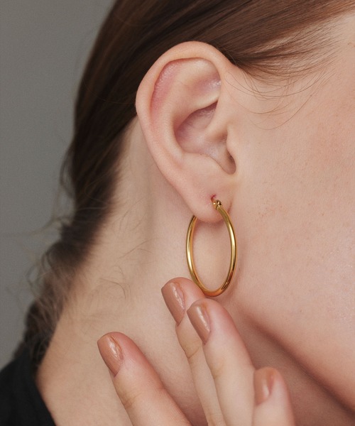 CENE（セネ）の「【CENE】セネ/ループピアス30mm（ピアス（両耳用）・レディース・ゴールド/シルバー・FREE）」の20枚目の写真