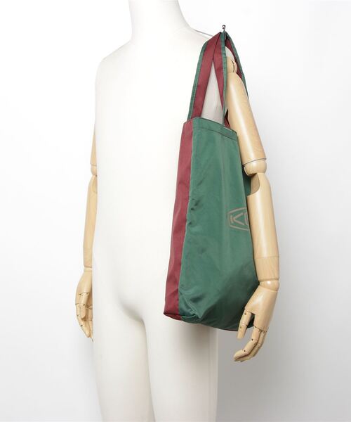 KEEN(キーン)の「HARVEST MATERIAL DAILY TOTE BAG / ハーベスト マテリアル デイリー トートバック(バックパック/リュック・メンズ・グリーン・OS)」の5枚目の写真