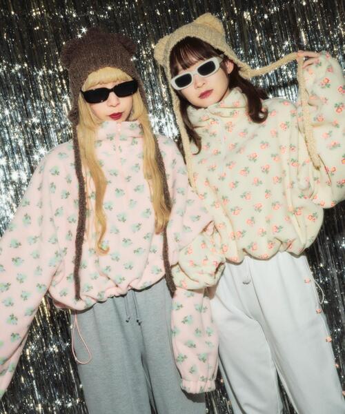 WC(ダブル シー)の「ドローコードフラワーパターンフリース(スウェット・レディース・アイボリー/ピンク・FREE)」の10枚目の写真