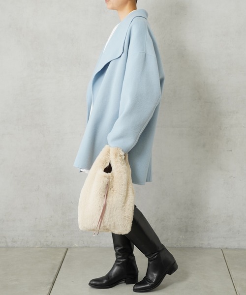 Actually(アクチュアリー)の「FUR MARCHE BAG ファーバッグ(ハンドバッグ・レディース・ベージュ/グレー/アイボリー・フリー)」の9枚目の写真