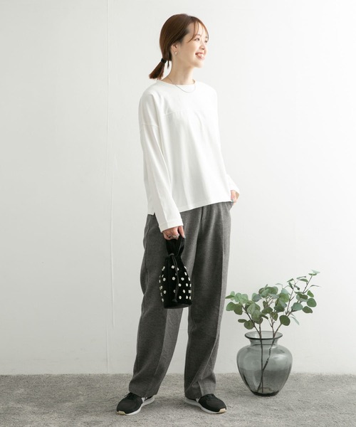 URBAN RESEARCH DOORS(アーバンリサーチドアーズ)の「USAコットンロングスリーブTシャツ(Tシャツ/カットソー・レディース・オフホワイト/ブラック/パープル・MEDIUM)」の14枚目の写真