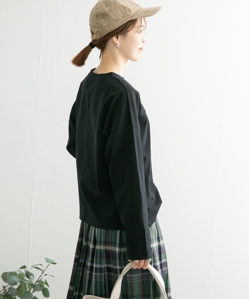 URBAN RESEARCH DOORS(アーバンリサーチドアーズ)の「USAコットンロングスリーブTシャツ(Tシャツ/カットソー・レディース・オフホワイト/ブラック/パープル・MEDIUM)」の21枚目の写真