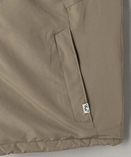 CMF OUTDOOR GARMENT（シーエムエフアウトドアガーメント）の「COMFY OUTDOOR GARMENT/コンフィアウトドアガーメント PUFF HOODIE DOWN/パフ フーディ ダウン（ダウンジャケット/コート・メンズ・ベージュ/ブラック・X-LARGE/LARGE/MEDIUM）」の7枚目の写真