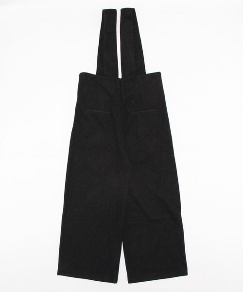 and it_（アンドイット）の「ウールライクサスペンダー付きパンツ（サロペット/オーバーオール・レディース・ブラック・LL/L/M）」の9枚目の写真