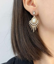 煌めき人工オパールピアス