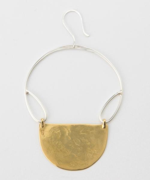 Ray BEAMS(レイビームス)の「■SCOSHA / "CARAVAN" ピアス(ピアス(両耳用)・レディース・ゴールド・ONE SIZE)」の3枚目の写真