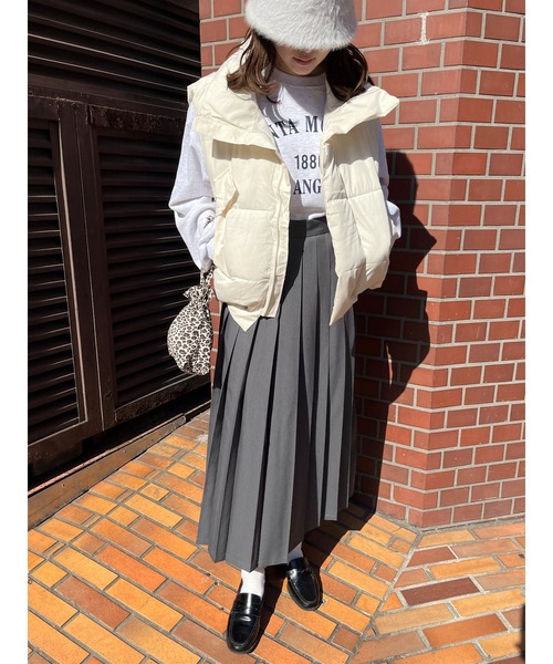 WC（ダブル シー）の「オーバーフェイクダウンベスト（ダウンベスト・レディース・アイボリー/ピンク/ブラック・FREE）」の8枚目の写真