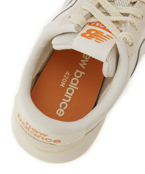 NEW BALANCE（ニューバランス）の「【New Balance/ニューバランス】WL420（スニーカー・レディース・ベージュ系その他/ホワイト・24.5cm/24.0cm/23.5cm）」の9枚目の写真