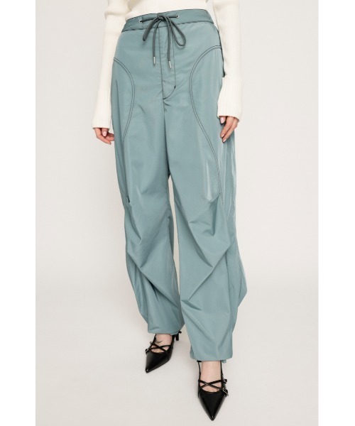 SLY（スライ）の「CURVE STITCH JOGGER PT カーヴ ステッチ ジョガー パンツ（カーゴパンツ・レディース・ブラック/ターコイズブルー・2/1）」の16枚目の写真