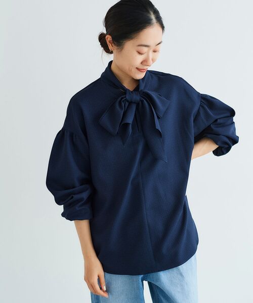 le.coeur blanc（ルクールブラン）の「ガンクラブチェックボウタイブラウス（シャツ/ブラウス・レディース・ブルー系その他4/グレー系その他・38）」の2枚目の写真