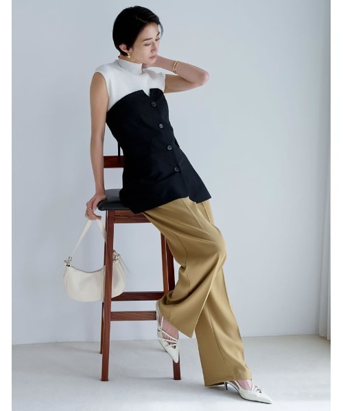 Re:EDIT（リエディ）の「[神山まりあさん着用][2024SS COLLECTION]2WAYハーフムーンハンドバッグ（ハンドバッグ・レディース・ホワイト/ブラック/ブルー/キャメル/シルバー・FREE）」の13枚目の写真
