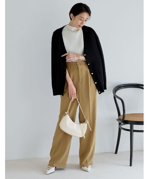Re:EDIT（リエディ）の「[神山まりあさん着用][2024SS COLLECTION]2WAYハーフムーンハンドバッグ（ハンドバッグ・レディース・ホワイト/ブラック/ブルー/キャメル/シルバー・FREE）」の12枚目の写真