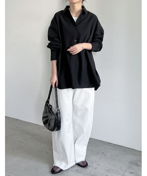 Re:EDIT（リエディ）の「[神山まりあさん着用][2024SS COLLECTION]2WAYハーフムーンハンドバッグ（ハンドバッグ・レディース・ホワイト/ブラック/ブルー/キャメル/シルバー・FREE）」の11枚目の写真